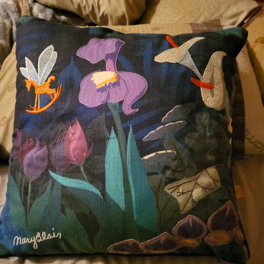 ❤️  Disney Alice in Wonderland 70th Pillow
